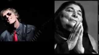 Video thumbnail of "Mercedes Sosa y Luis Alberto Spinetta   Barro Tal Vez"