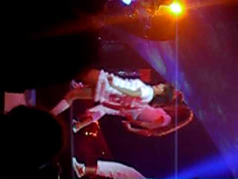 Alizee - 2003-08-26 - Concert Extract - J'en Ai Marre ! .Avi