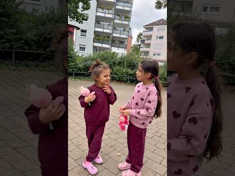 لازم تروح معهم بكل مشوار فرق المعاملة بين احمد وعفاف