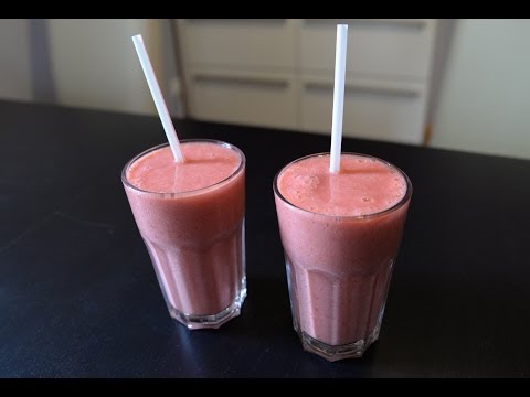 Video: Wie Man Erdbeer-Bananen-Joghurt Zu Hause Macht
