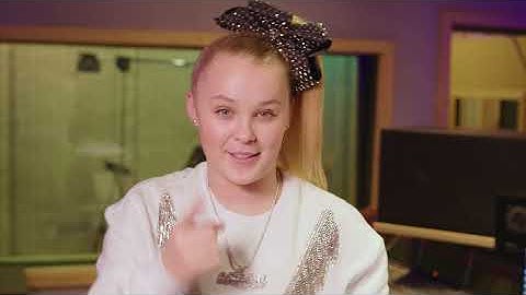 Go Behind the Scenes of The J Team Starring JoJo Siwa! | Paramount+