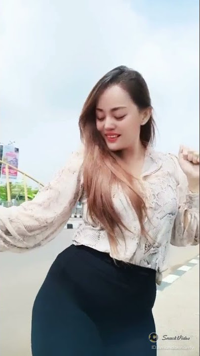 GOYANG TIKTOK MAMA MUDA🥰🥰 SEMOK !  Part 11 #SHORT