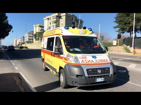 WAIL Ambulanza Soccorso Uta in emergenza  Italian ambulance responding code 3