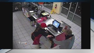 Robbers strike pair of Round Rock pizza stores