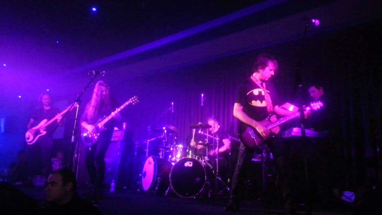 Tierra Santa Juana de Arco Giggles Night Club YouTube