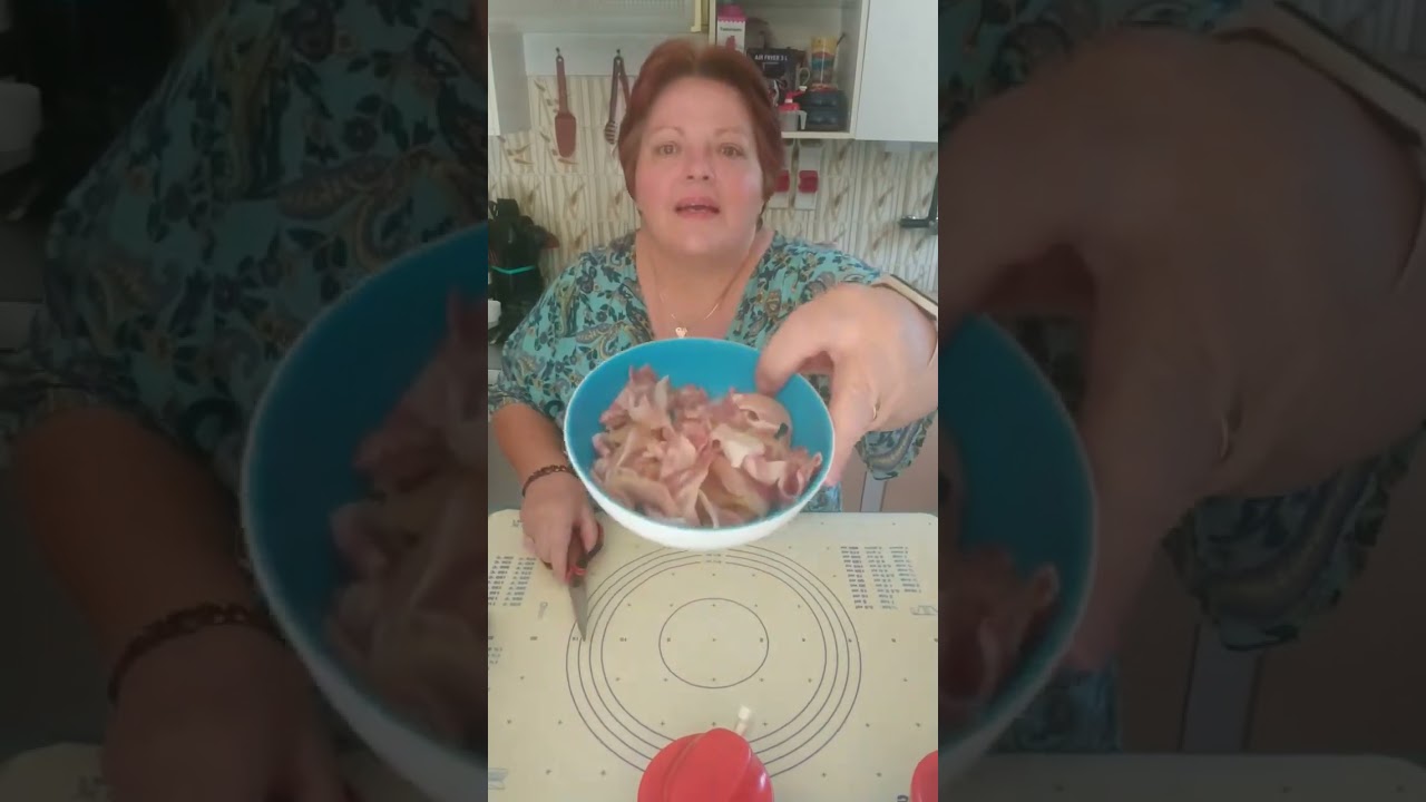 LAPIN SAUTE CHASSEUR DANS COCOTTE EN FONTE TUPPERWARE