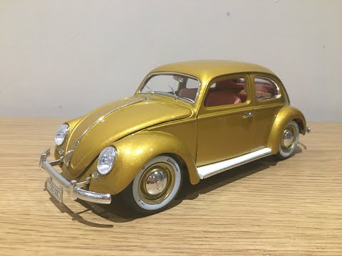 1:18 Burago 1955 Volkswagen Beetle 1.000.000 - YouTube