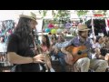 Les Pompettes: &quot;I can&#39;t give you anything but love&quot; - Busking in El Rastro (Madrid)