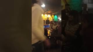 Deli Gibi Yüreğime Zorsun