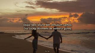 Simge - Önümüz Yaz | Düşür Beni Önüne Ben Olmuşum Sarhoş