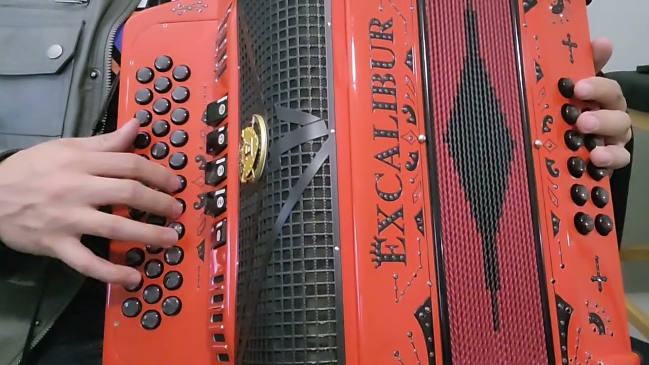 Las Tres TumbasLos Cadetes de LinaresAcordeon FaSi Bemol YouTube