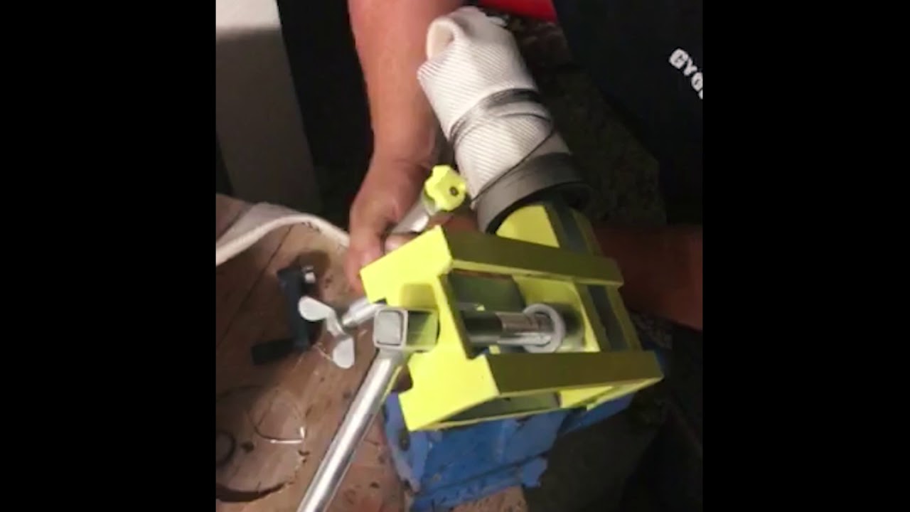 Kézi tömlő kötöző. GYÚB ÖTE