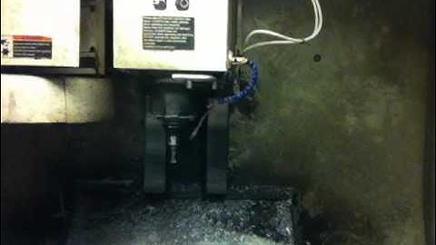 My 1994 Fadal 4020 with Dynomotion KFLOP control: spindle and drawbar