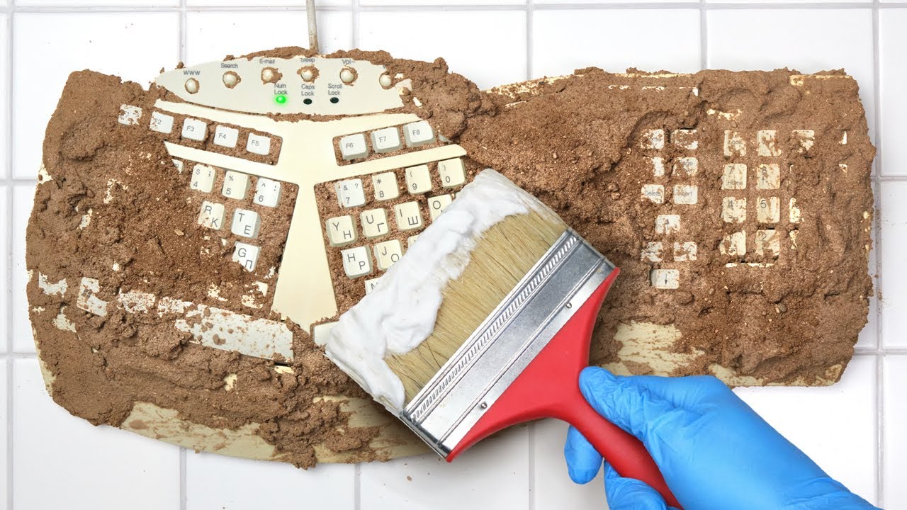 Satisfying Retro Keyboard Cleaning. ASMR Relax