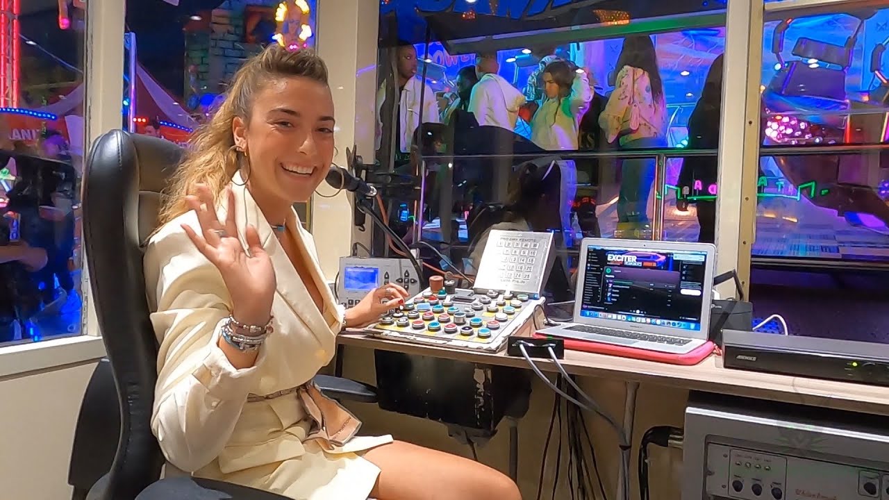 Huss Ride TORNADO POWER Operator POV: Feel the Rush at Foire du Trône Paris 2022 🇫🇷