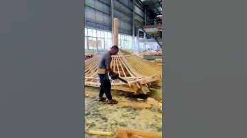 The process of making a wooden house = good tools can improve the efficiency of doing things