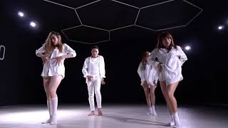 Chạm Đáy Nỗi Đau - Erik | Dan Nguyen ft. RoyT Choreography @TNTDanceCrew