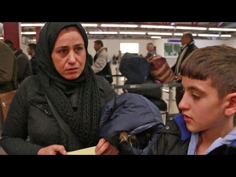 Irakische Fluchtlinge Auf Heimreise Lieber Sterbe Ich In Meinem Land Youtube