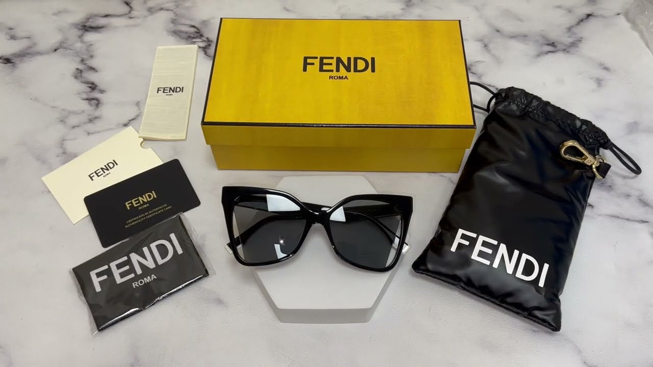 Fendi Sunglasses Model-FE40010U 