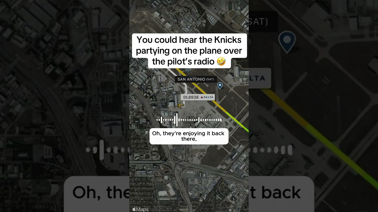 The Knicks in the background on the plane radio 😅🙌 (via theaviationcircle/IG)