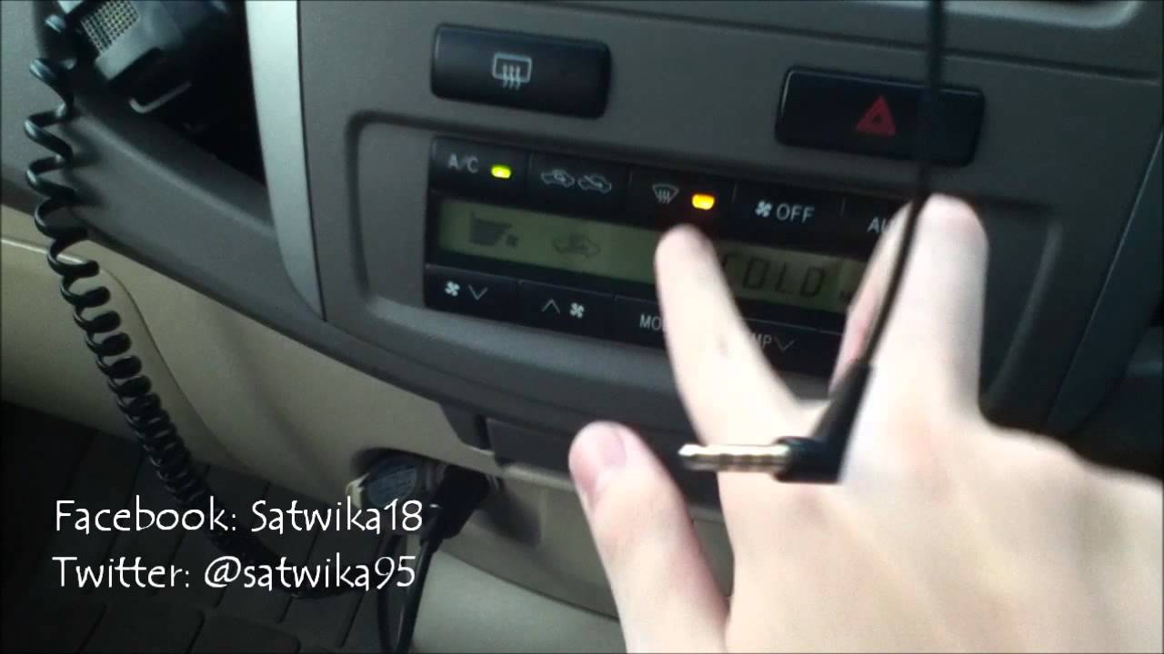 2007 Toyota Fortuner 2.7 V. Start Up, Engine, In Depth Tour - YouTube