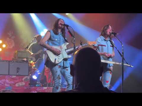 Larkin Poe -