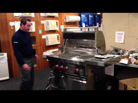 Wolf BBQ Gas Grills (Features/Reviews)