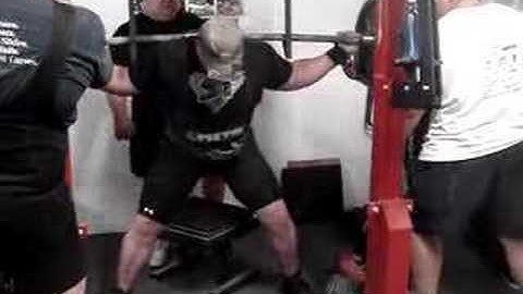 740 Box Squat w/10 chains per side