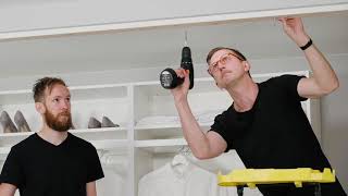 SKYTTA skyvedørsgarderobe | montering av skinner | IKEA Norge
