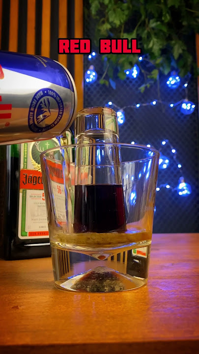 Jager bomb #jägermeister #redbull #coctail #mix