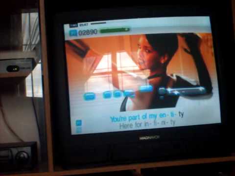 Me playing Singstar Pop VOL.2- Umbrella by Rihanna