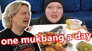 FOODIE BEAUTY THINKS ONE MUKBANG A DAY WILL CURE HER