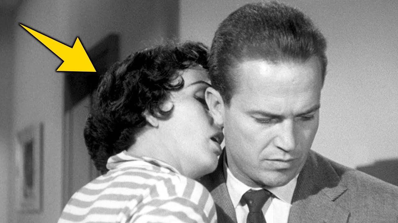 Kiss Me Deadly (1955) 20 Weird Facts That You Didn’t Know About