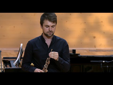 видео: Telemann: Fantasia No. 2 in a minor for oboe | Juri Vallentin