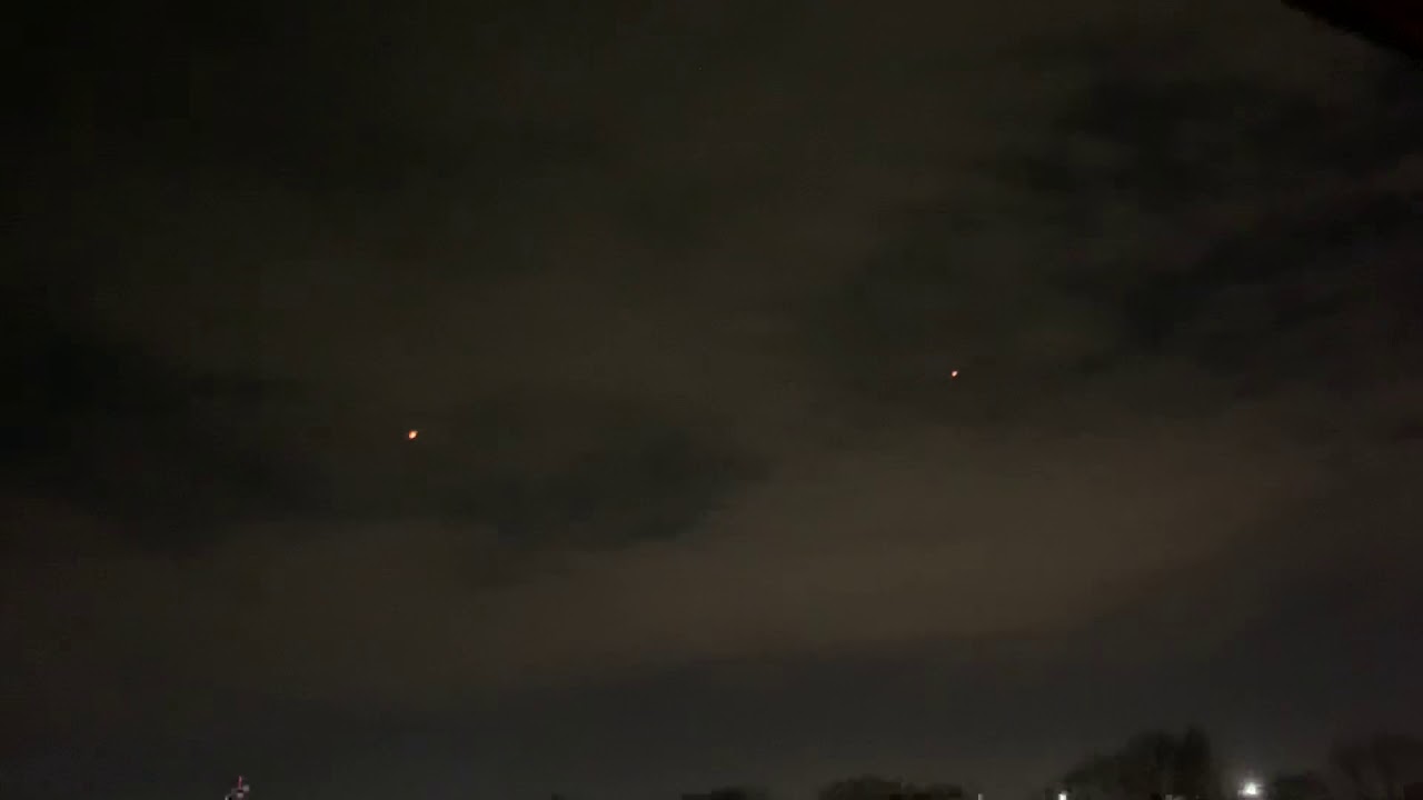 UFO vs Chinese lantern vs Coronavirus attack on New York caught on ...