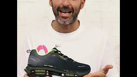 Come si chiamano le scarpe da ginnastica con la suola alta?