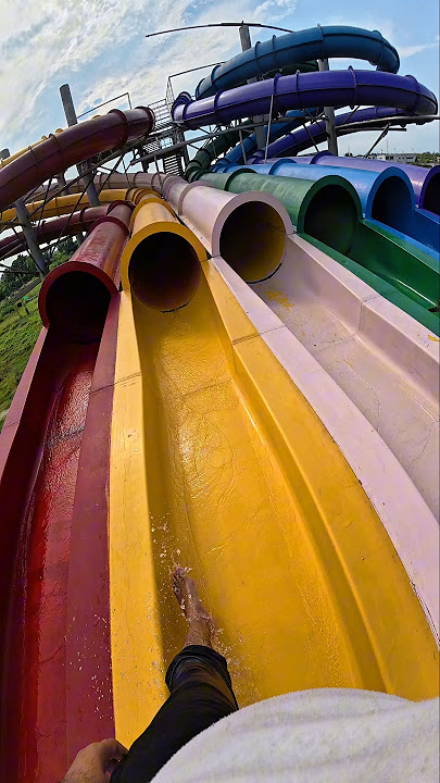 Bella ciao playground parkour water slide pov 😍🥰😜