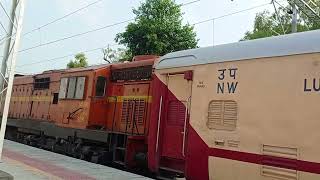 19719 Jaipur. Suratgarh Exp Depart From Makrana Jn Railway Station Nwr