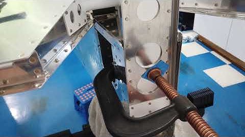 Vans RV 7 HINT Video Vertical Stab Mount and Rigging