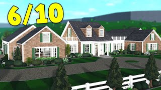 Touring YOUR Bloxburg Houses!