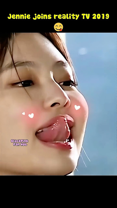 Jennie is so cute with her tongue sticking out moment 😝💝 #jennie #blackpink #blink #cutejennie