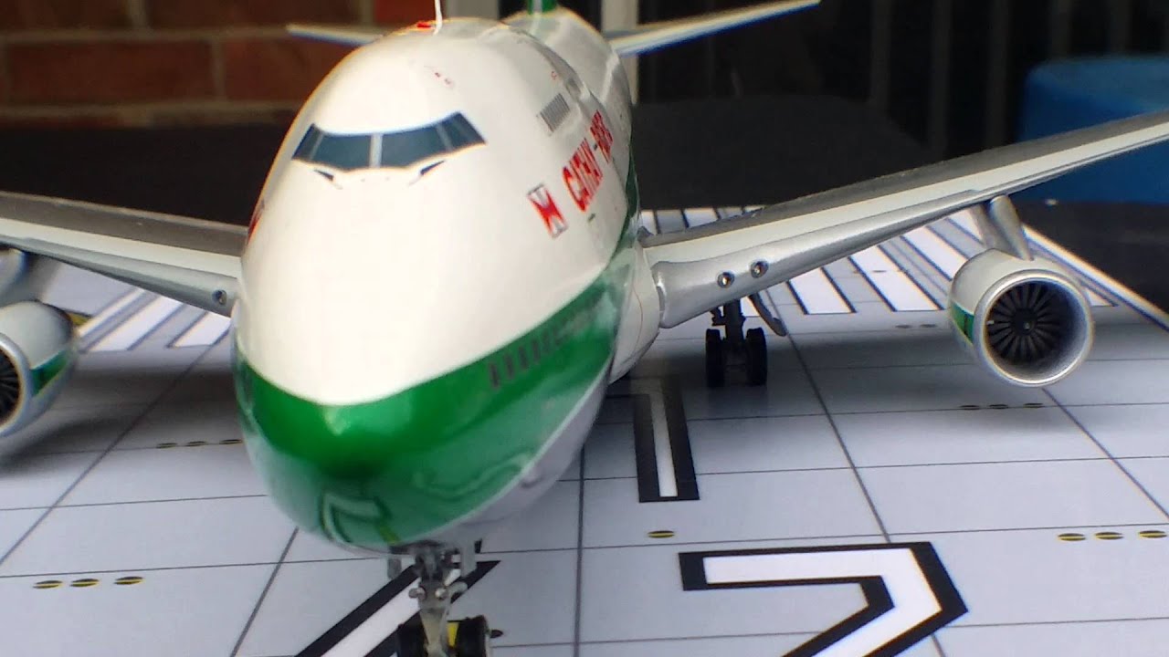 JC Wings 200 Cathay Pacific B747-400(Retro Livery Polished Version