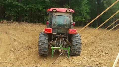 Why a locking rear differential is so important on a tractor
