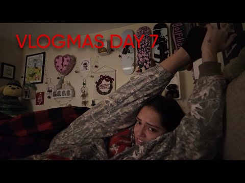 VLOGMAS DAY 7 // SHES LOSING HER MIND...
