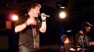 "FREEWHEEL BURNING" -FOZZY- *LIVE HD* NORWICH WATERFRONT 18/10/10