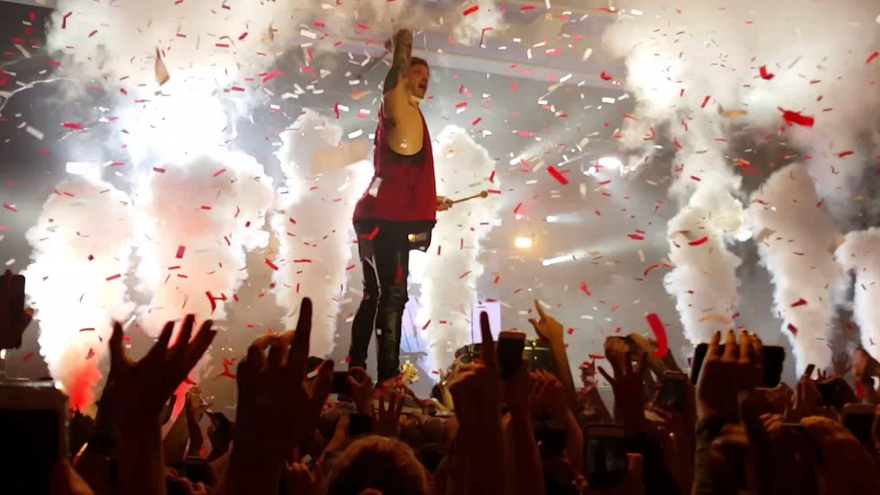 twenty one pilots LIVE Trees drum finale 60fps YouTube