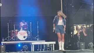 Kaylee Bell - Nights Like This (live)