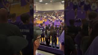 Guys mv is not my school district I’m just watching there pep rally!!