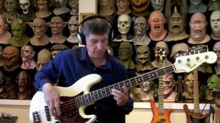 Video thumbnail of "That Smell Bass Cover"