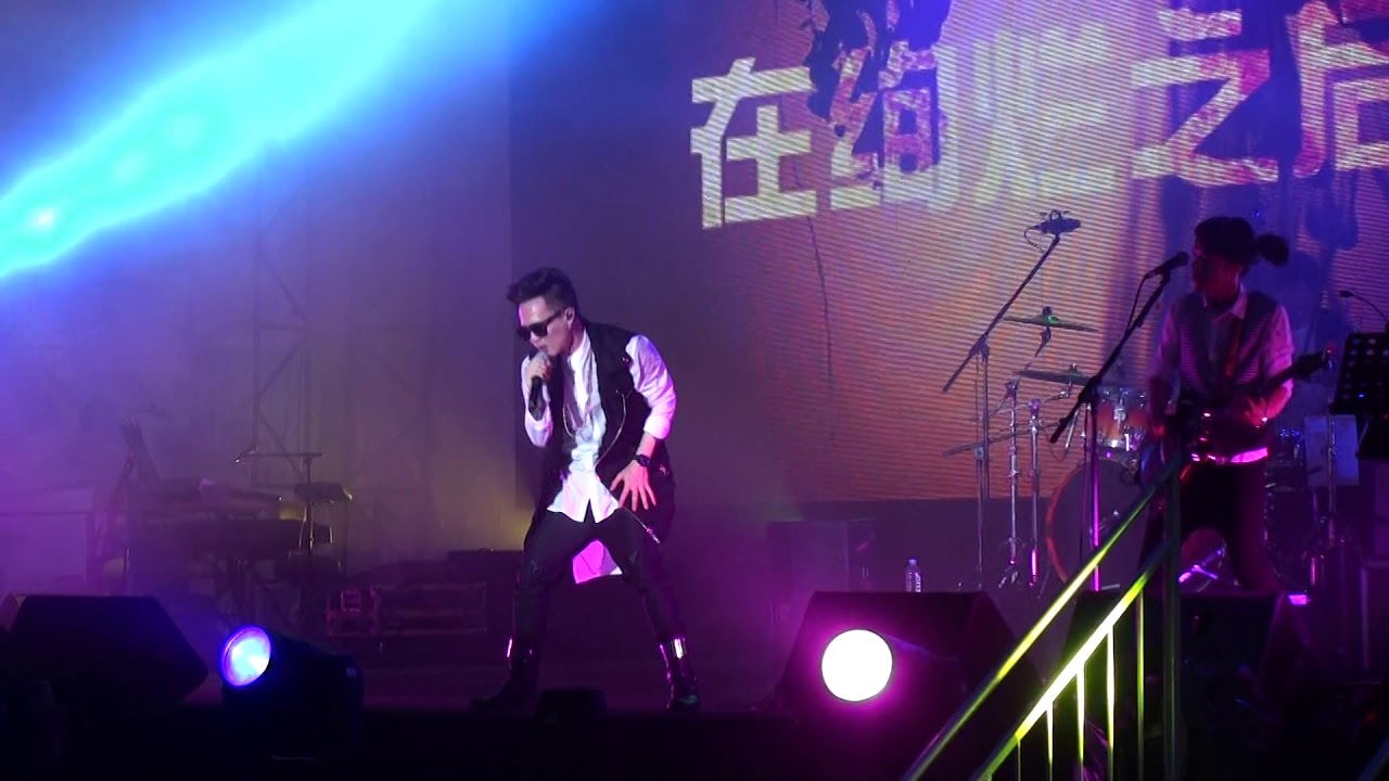 Getai @ A different stage